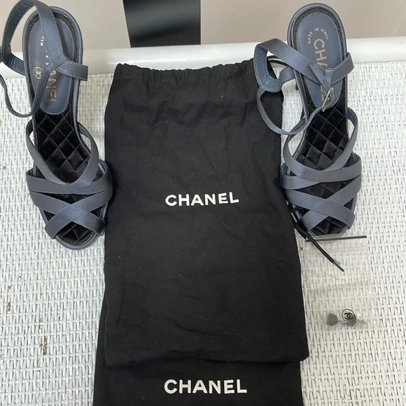 CHANEL embellished blue-grey satin heals sandals size 37 NEW - Picture 8 of 10